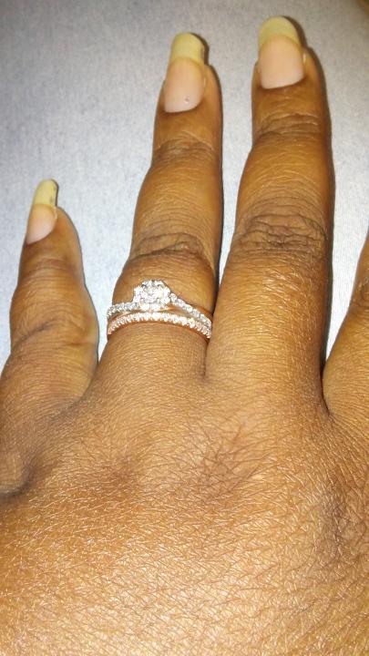 Engagement ring and wedding band